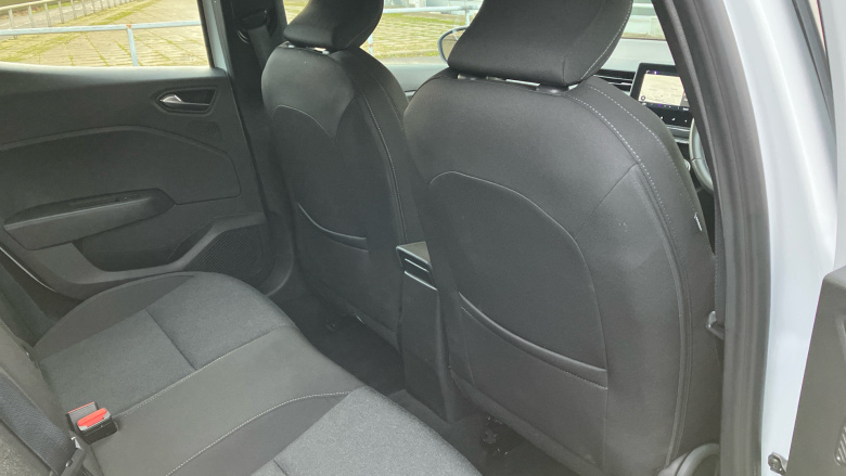 Renault Clio 1.0 TCe 90 Iconic Edition 5dr Petrol Hatchback